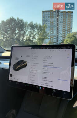 Внедорожник / Кроссовер Tesla Model Y 2021 в 