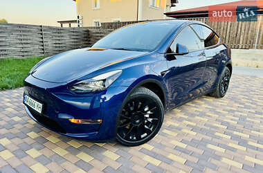 Внедорожник / Кроссовер Tesla Model Y 2023 в 