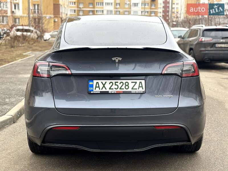 Внедорожник / Кроссовер Tesla Model Y 2023 в Киеве