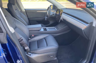 Внедорожник / Кроссовер Tesla Model Y 2024 в 