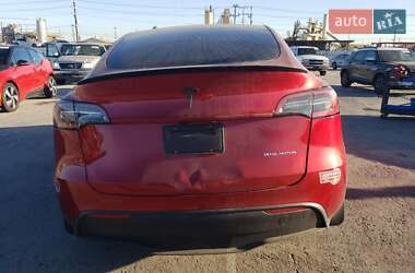 Внедорожник / Кроссовер Tesla Model Y 2024 в 
