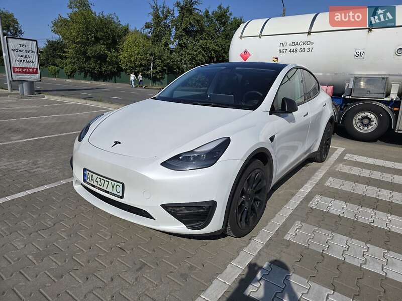 Внедорожник / Кроссовер Tesla Model Y 2022 в 