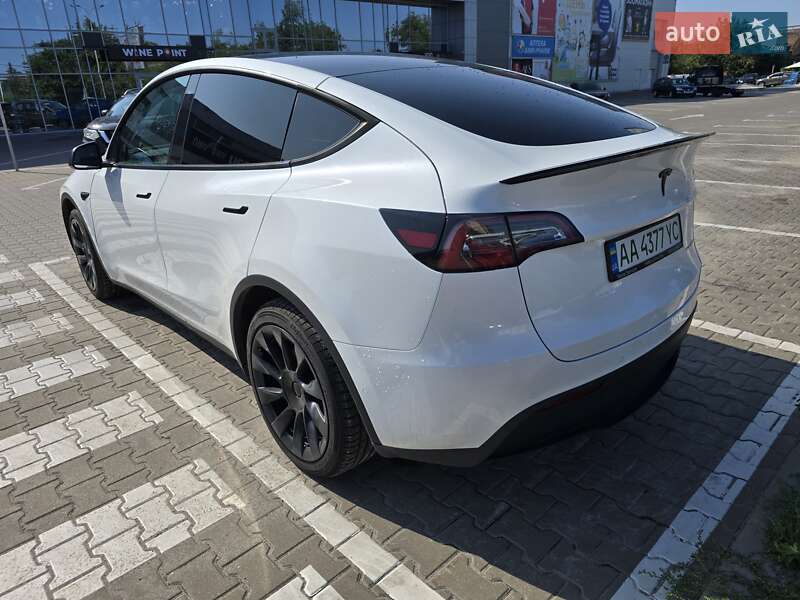 Внедорожник / Кроссовер Tesla Model Y 2022 в Киеве