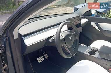Внедорожник / Кроссовер Tesla Model Y 2022 в 