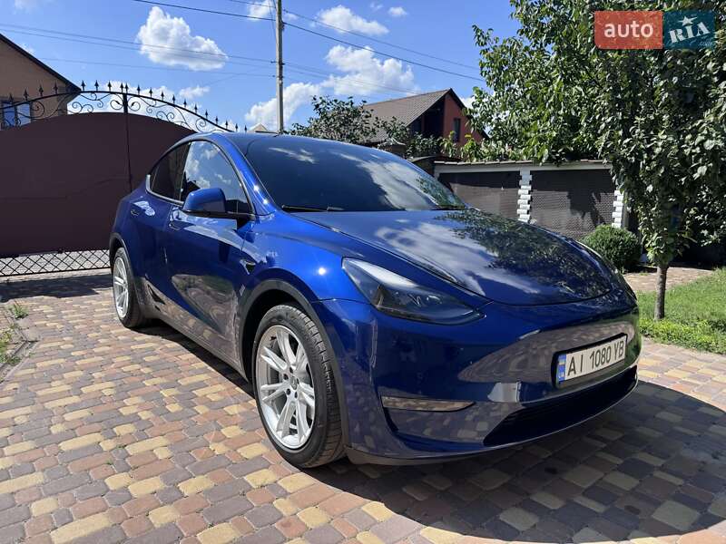 Tesla Model Y 2021