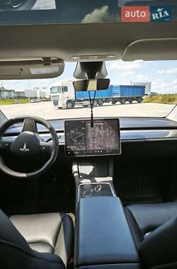 Внедорожник / Кроссовер Tesla Model Y 2023 в 