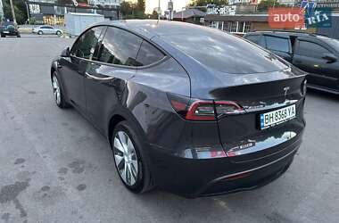 Внедорожник / Кроссовер Tesla Model Y 2024 в 