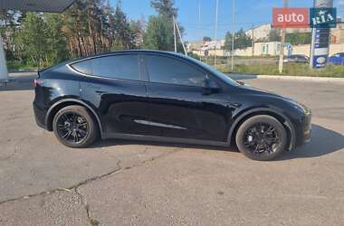 Позашляховик / Кросовер Tesla Model Y 2022 в 
