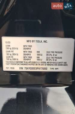 Внедорожник / Кроссовер Tesla Model Y 2023 в 
