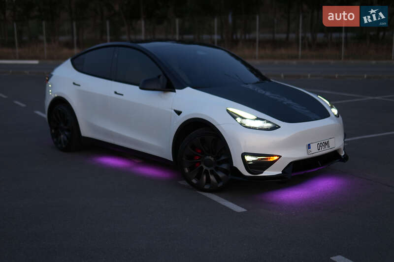 Позашляховик / Кросовер Tesla Model Y 2023 в Дніпрі фото 28 Позашляховик / Кросовер Tesla Model Y 2023 в Дніпрі