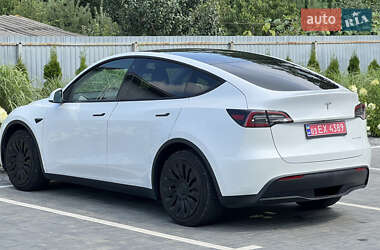 Внедорожник / Кроссовер Tesla Model Y 2021 в 