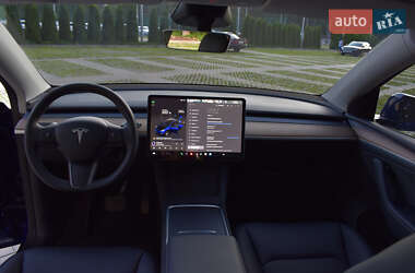 Внедорожник / Кроссовер Tesla Model Y 2024 в 