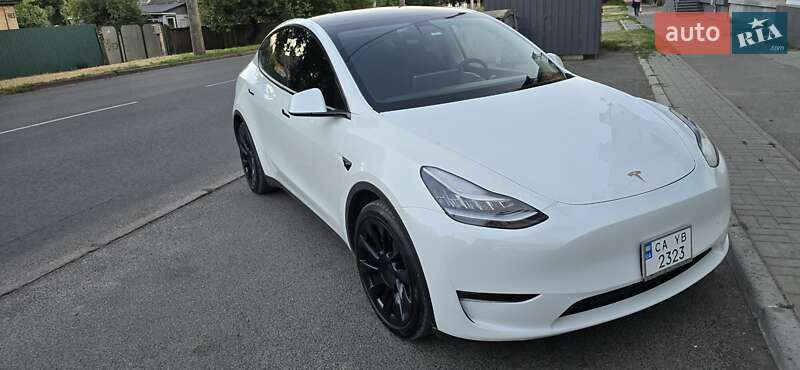 Позашляховик / Кросовер Tesla Model Y 2021 в Черкасах