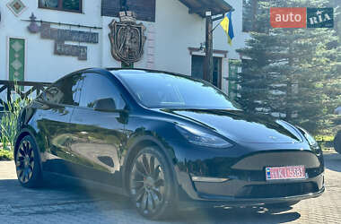 Позашляховик / Кросовер Tesla Model Y 2022 в Львові