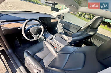 Внедорожник / Кроссовер Tesla Model Y 2022 в 