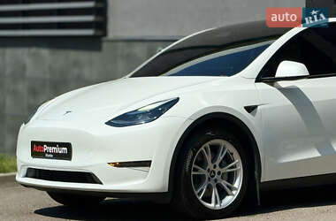 Внедорожник / Кроссовер Tesla Model Y 2023 в 