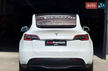 Внедорожник / Кроссовер Tesla Model Y 2023 в 