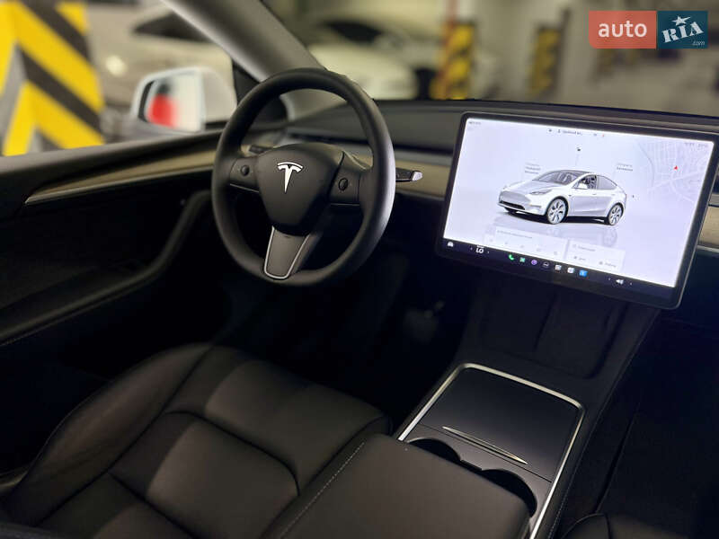 Внедорожник / Кроссовер Tesla Model Y 2023 в Харькове