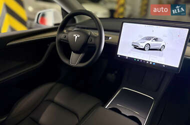 Внедорожник / Кроссовер Tesla Model Y 2023 в 