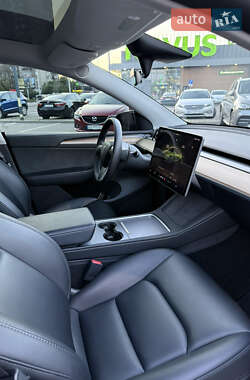 Внедорожник / Кроссовер Tesla Model Y 2023 в 