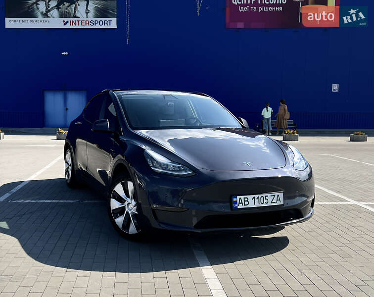 Tesla Model Y 2021