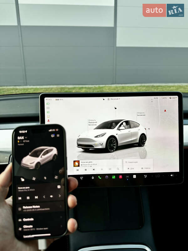 Внедорожник / Кроссовер Tesla Model Y 2022 в Ивано-Франковске