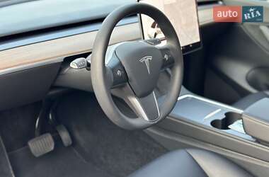 Внедорожник / Кроссовер Tesla Model Y 2021 в 