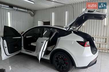 Внедорожник / Кроссовер Tesla Model Y 2023 в 