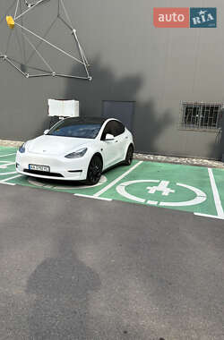 Внедорожник / Кроссовер Tesla Model Y 2023 в 