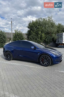 Внедорожник / Кроссовер Tesla Model Y 2022 в 