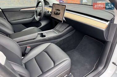 Внедорожник / Кроссовер Tesla Model Y 2022 в 
