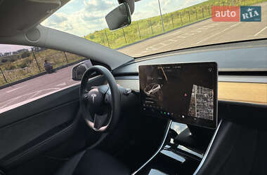 Внедорожник / Кроссовер Tesla Model Y 2020 в 