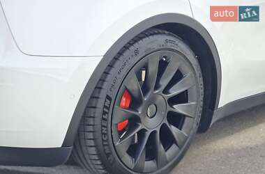 Внедорожник / Кроссовер Tesla Model Y 2022 в 