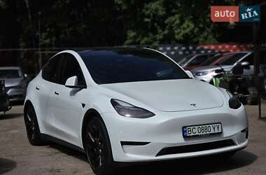 Внедорожник / Кроссовер Tesla Model Y 2022 в 