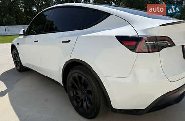 Внедорожник / Кроссовер Tesla Model Y 2021 в 