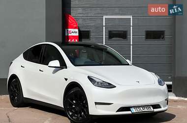 Внедорожник / Кроссовер Tesla Model Y 2020 в Киеве