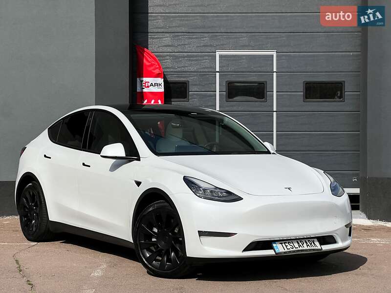 Tesla Model Y 2020