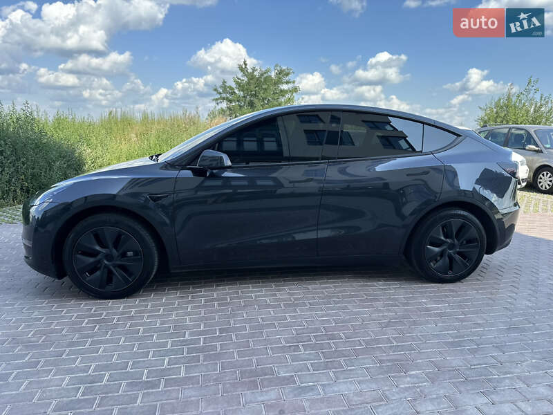 Внедорожник / Кроссовер Tesla Model Y 2024 в Ровно