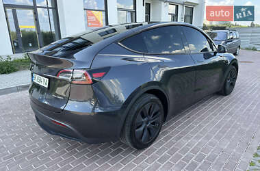 Внедорожник / Кроссовер Tesla Model Y 2024 в 