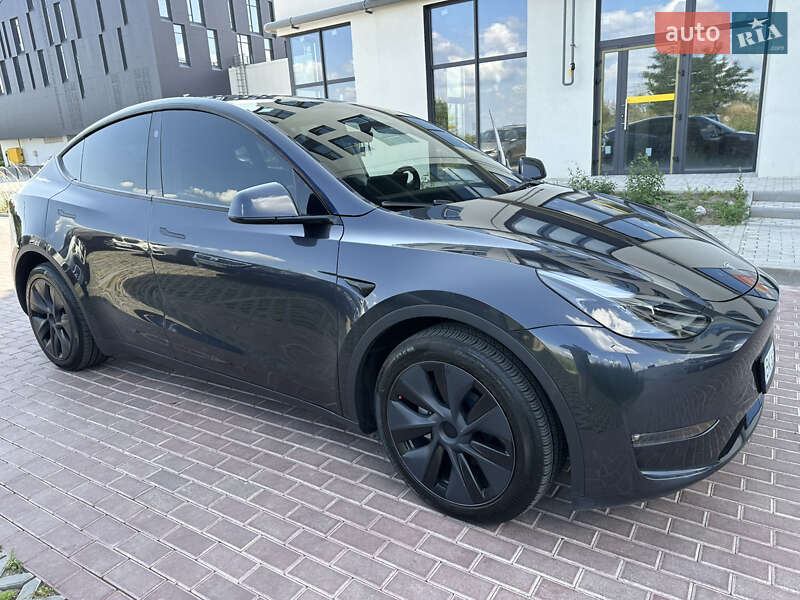 Внедорожник / Кроссовер Tesla Model Y 2024 в Ровно