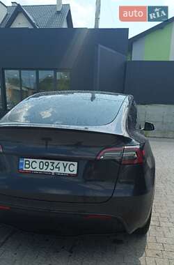 Внедорожник / Кроссовер Tesla Model Y 2024 в 
