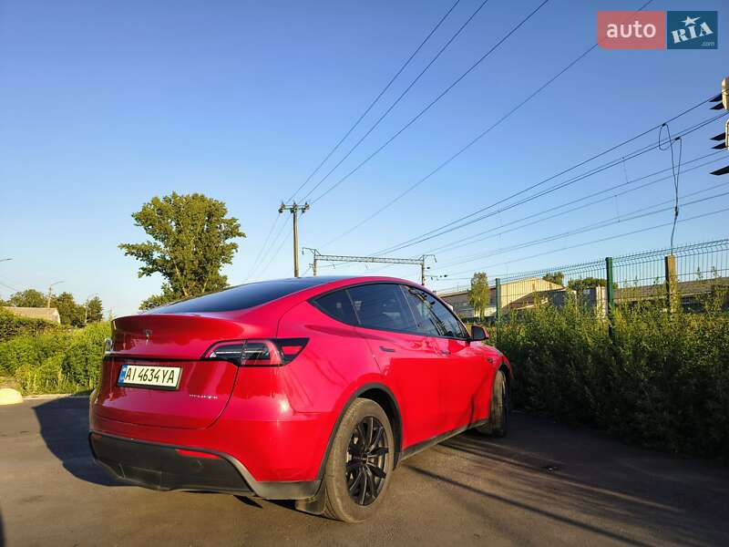 Позашляховик / Кросовер Tesla Model Y 2023 в Білій Церкві