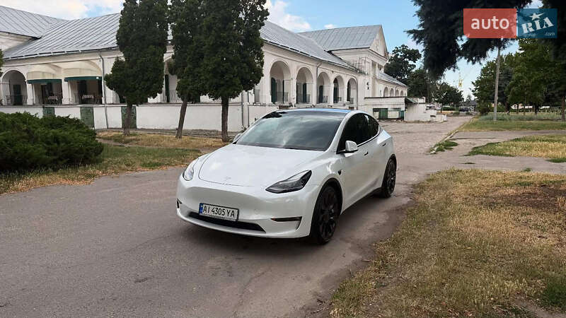 Позашляховик / Кросовер Tesla Model Y 2022 в Білій Церкві