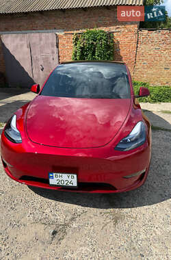 Внедорожник / Кроссовер Tesla Model Y 2024 в 
