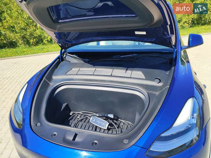 Внедорожник / Кроссовер Tesla Model Y 2022 в Каменец-Подольском
