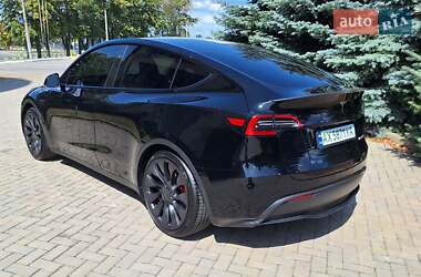 Внедорожник / Кроссовер Tesla Model Y 2023 в 