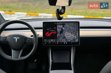 Внедорожник / Кроссовер Tesla Model Y 2020 в 