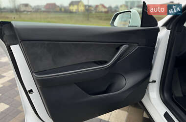 Внедорожник / Кроссовер Tesla Model Y 2020 в 