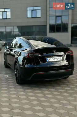 Внедорожник / Кроссовер Tesla Model Y 2023 в 