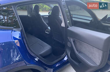 Внедорожник / Кроссовер Tesla Model Y 2023 в 